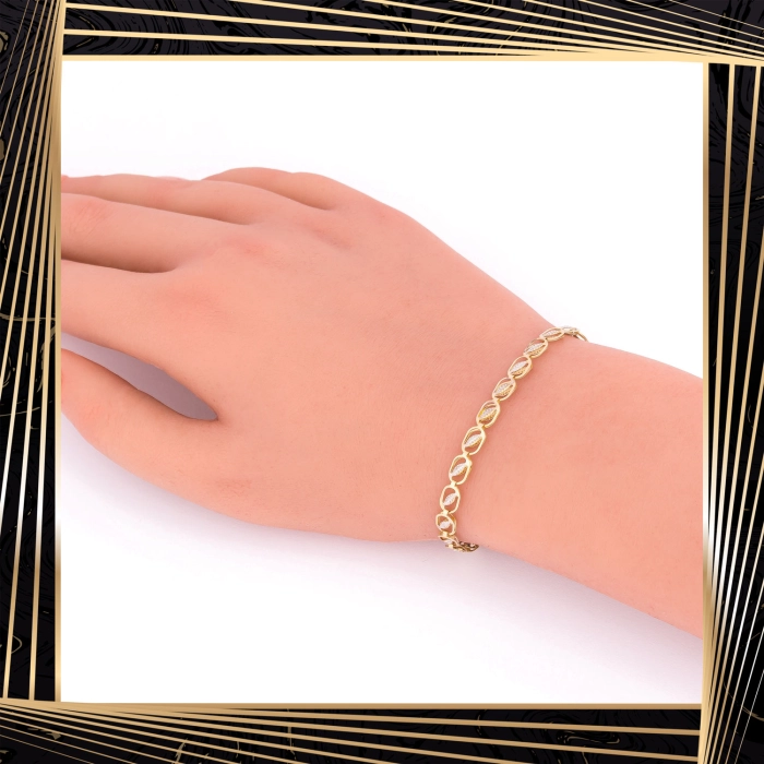 B381 Złota bransoletka. Dwukolorowe elementy. 585