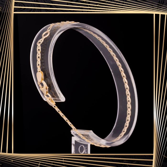 B391 Złota bransoletka. Gucci. 585