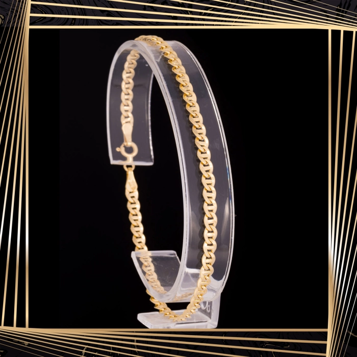 B394 Złota bransoletka. Gucci. 585