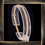 B403 Złota bransoletka. Gucci. 585