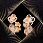 K1661 Złote kolczyki. Złote koniczynki z cyrkoniami. 585