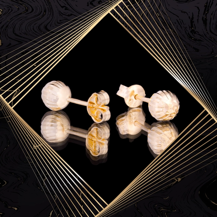 K1669 Złote kolczyki. Złote kuleczki z diamentowanym szlifem. 585