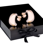 K1672 Złote kolczyki. Złote kolanka z połyskiem. 585