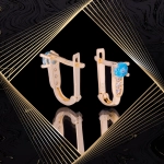 K1674 Złote kolczyki. Malutkie bagietki z cyrkoniami. Dla dziecka. 585