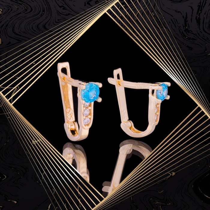 K1674 Złote kolczyki. Malutkie bagietki z cyrkoniami. Dla dziecka. 585