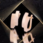 K1679 Złote kolczyki. Złote prostokąciki. Połysk vs mat. 585