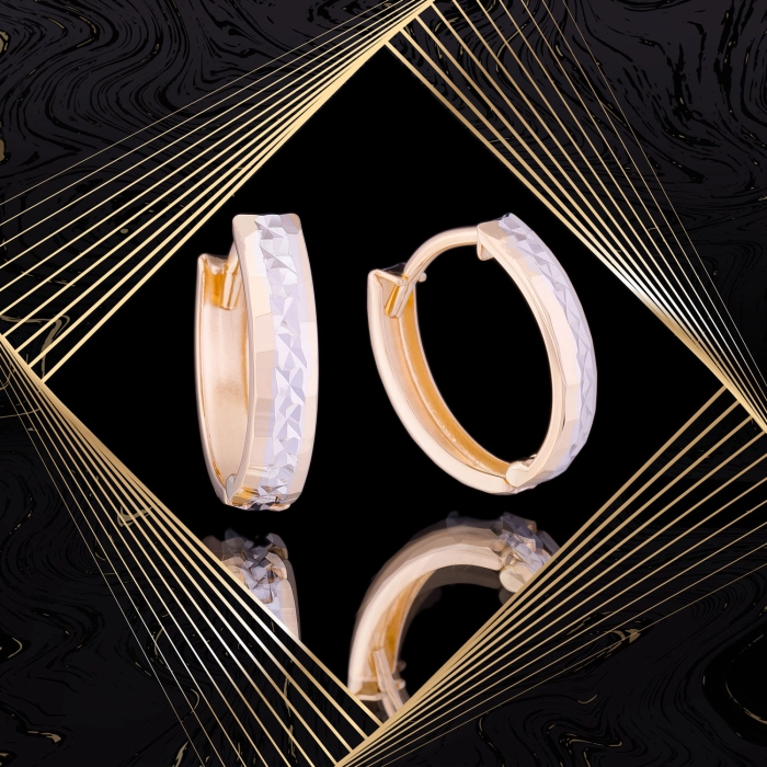 K1680 Złote kolczyki. Złote owale z diamentowanym wzorem. 585