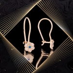 K1683 Złote kolczyki. Malutkie karmazycje z cyrkoniami. Dla dziecka 333