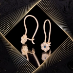 K1683 Złote kolczyki. Malutkie karmazycje z cyrkoniami. Dla dziecka 333