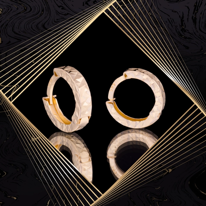 K1687 Złote kolczyki. Malutkie kółka z diamentowanym wzorem. 585