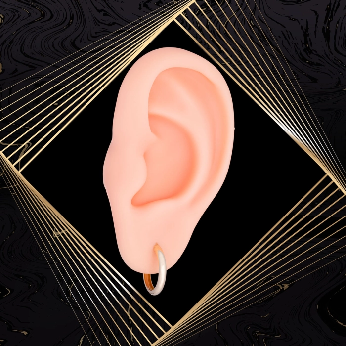 K1690 Złote kolczyki. Małe gładkie kółeczka o owalnym profilu. 333