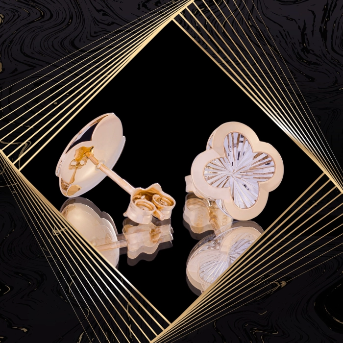 K1712 Złote kolczyki. Złote przestrzenne koniczynki. 585