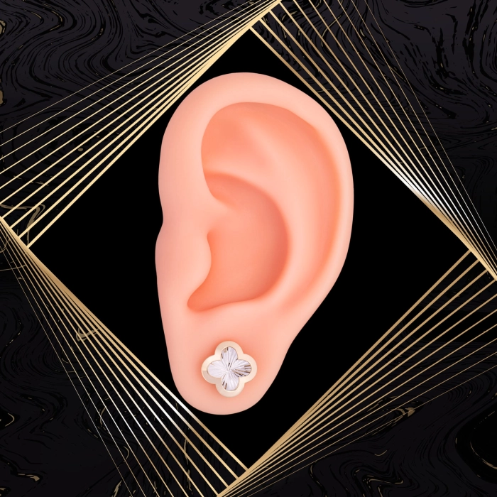 K1712 Złote kolczyki. Złote przestrzenne koniczynki. 585